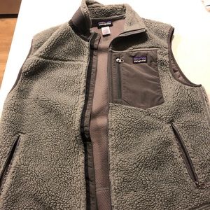 Men’s medium Patagonia Vest